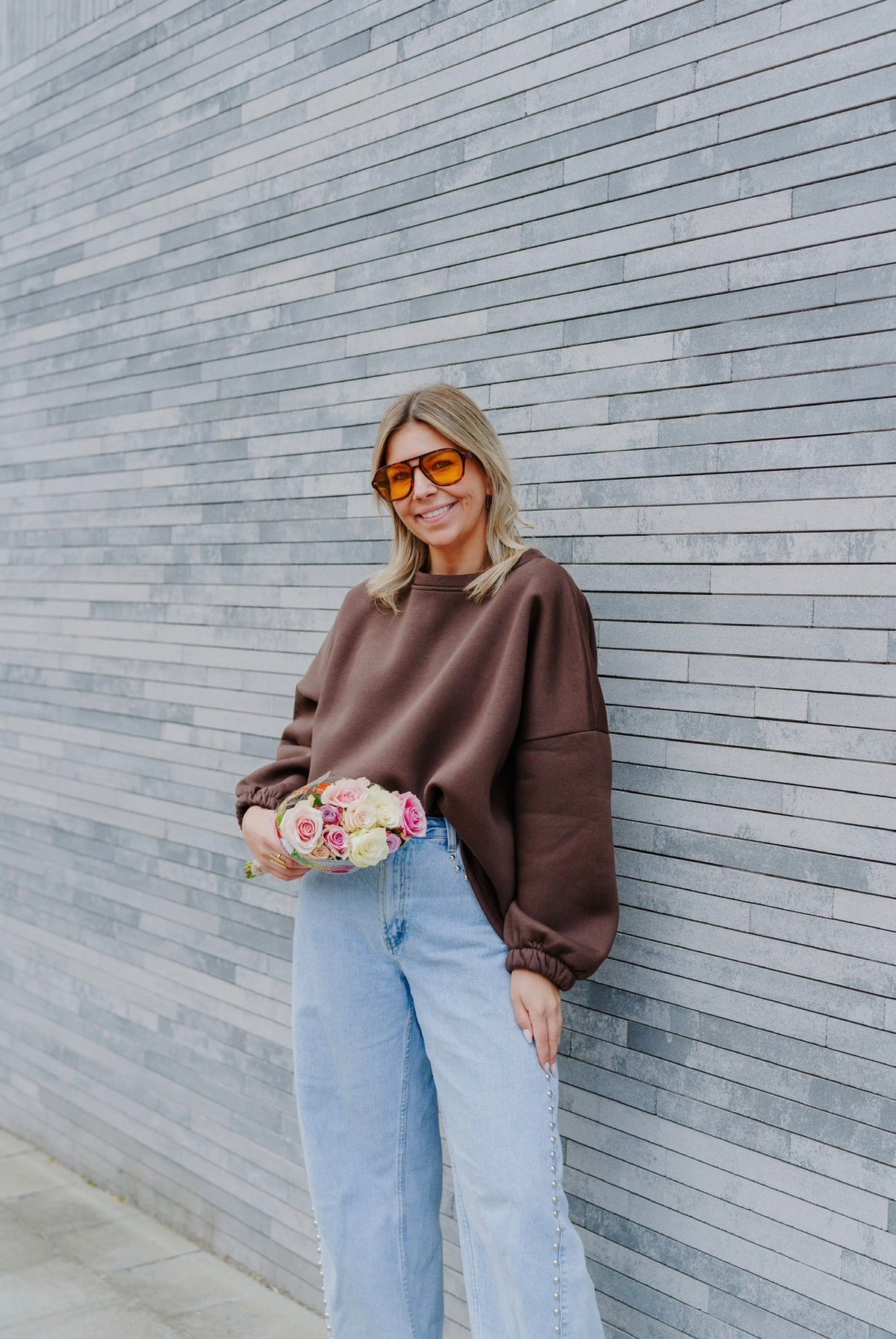 Coffee addict sweater brown
