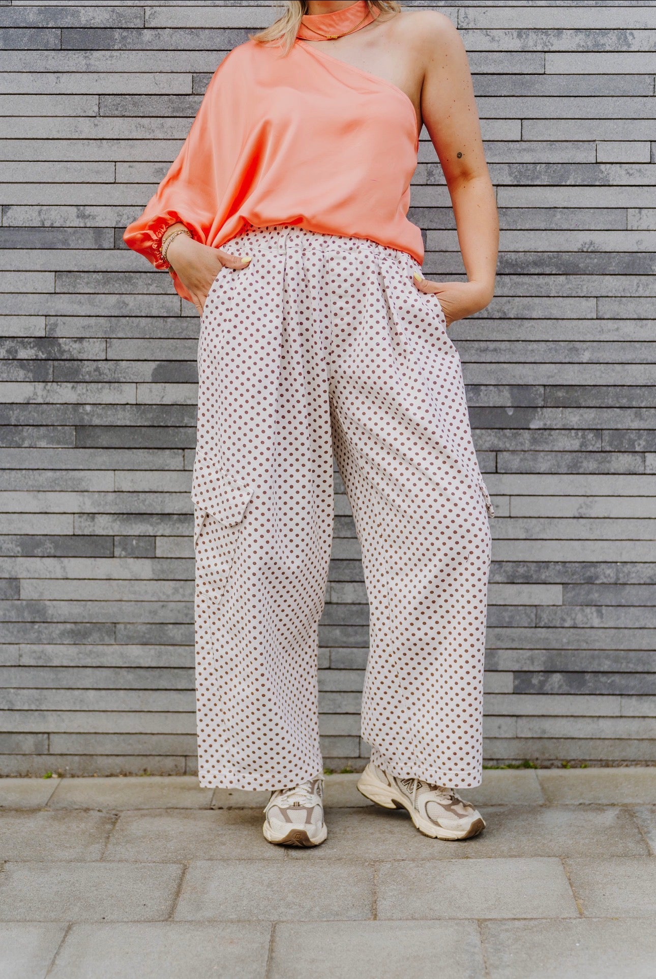 Cargo dots pants brown