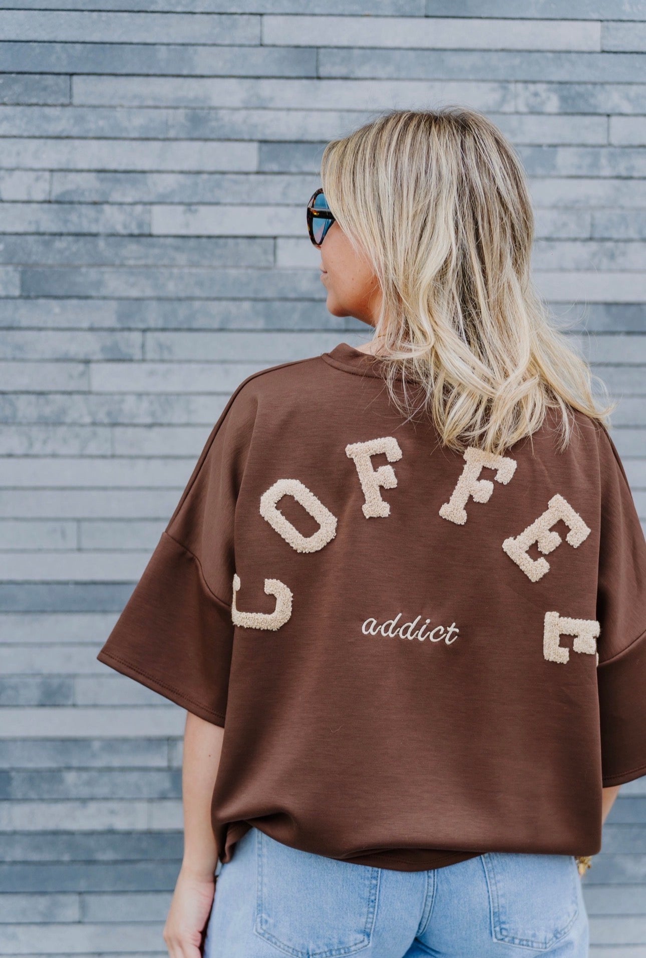 Coffee addict t-shirt brown