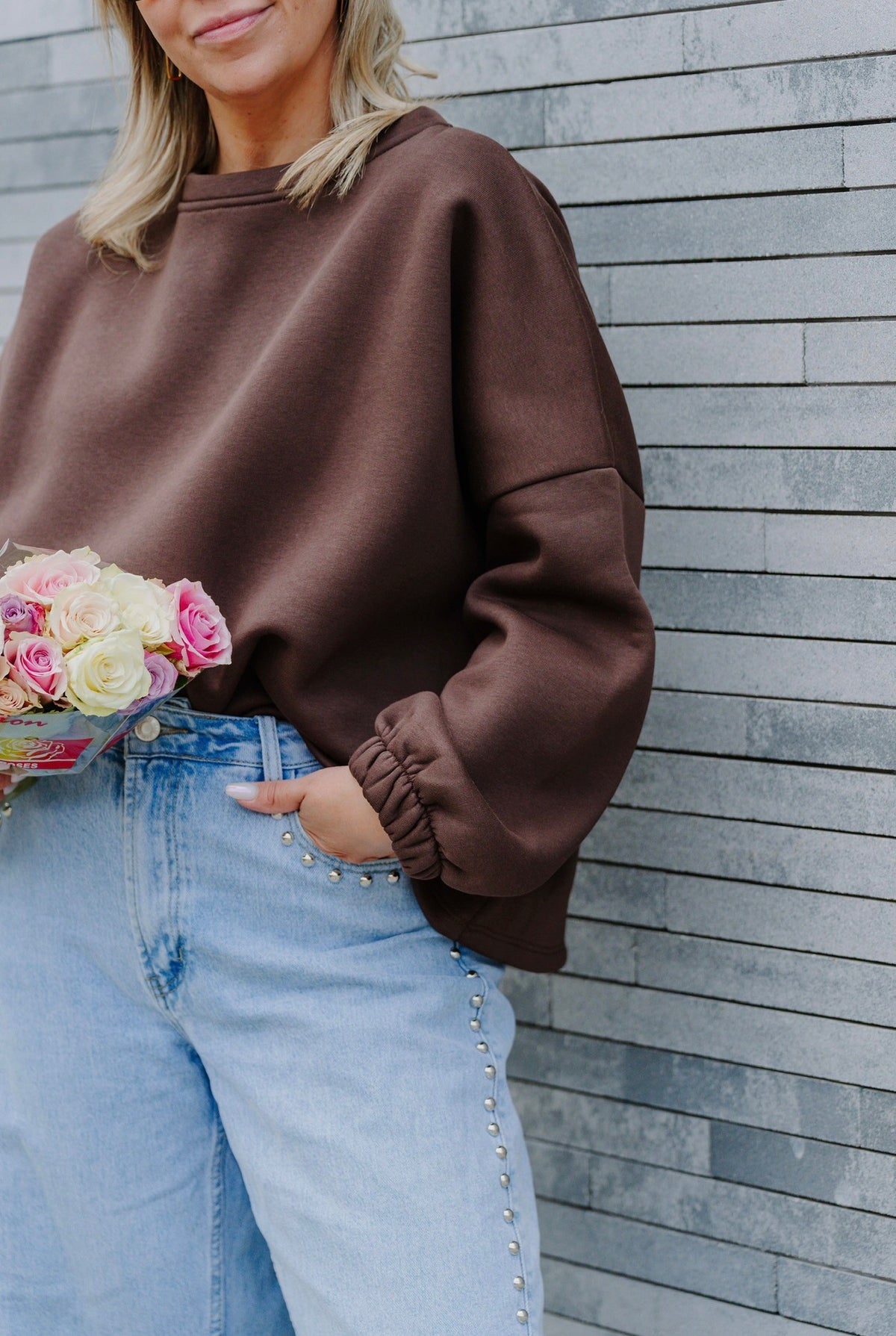 Coffee addict sweater brown