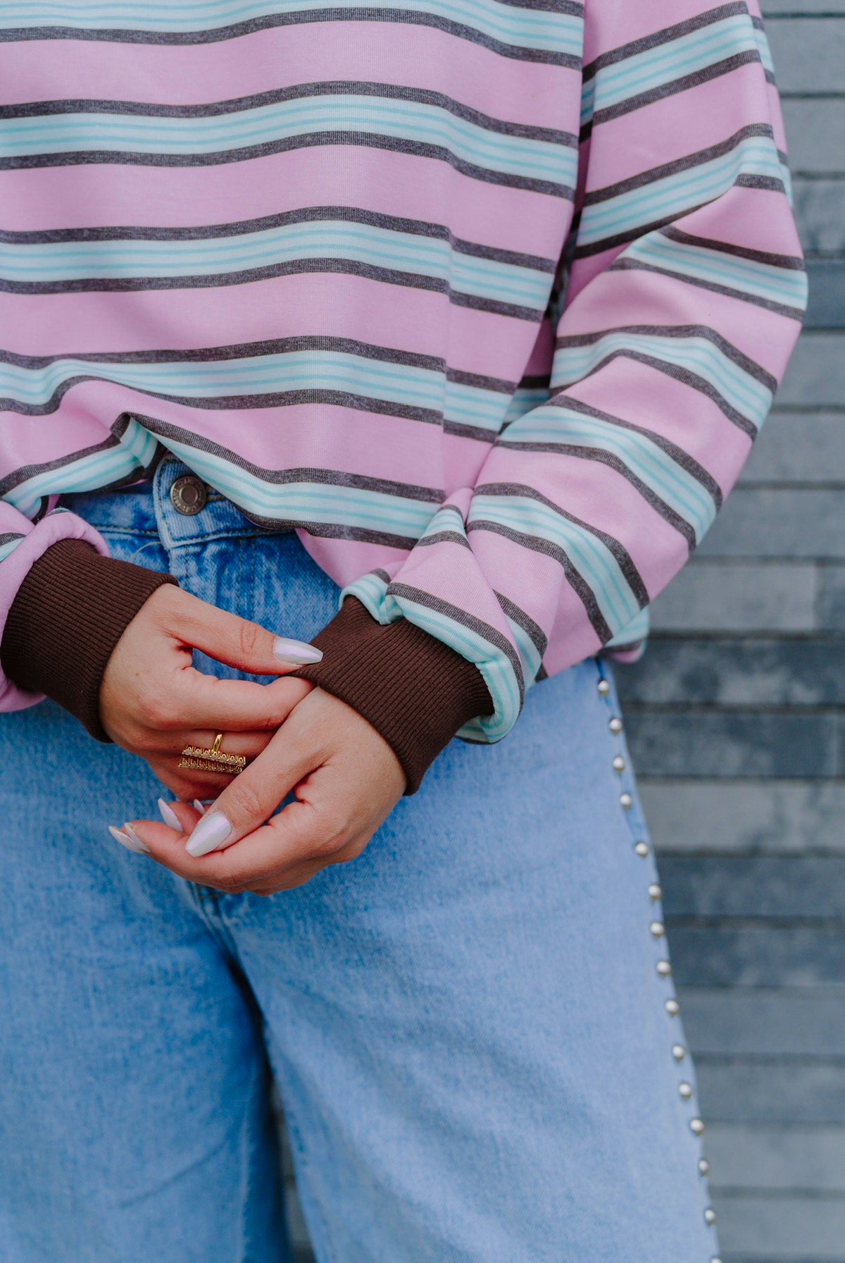 Striped sweater rose/blue/brown