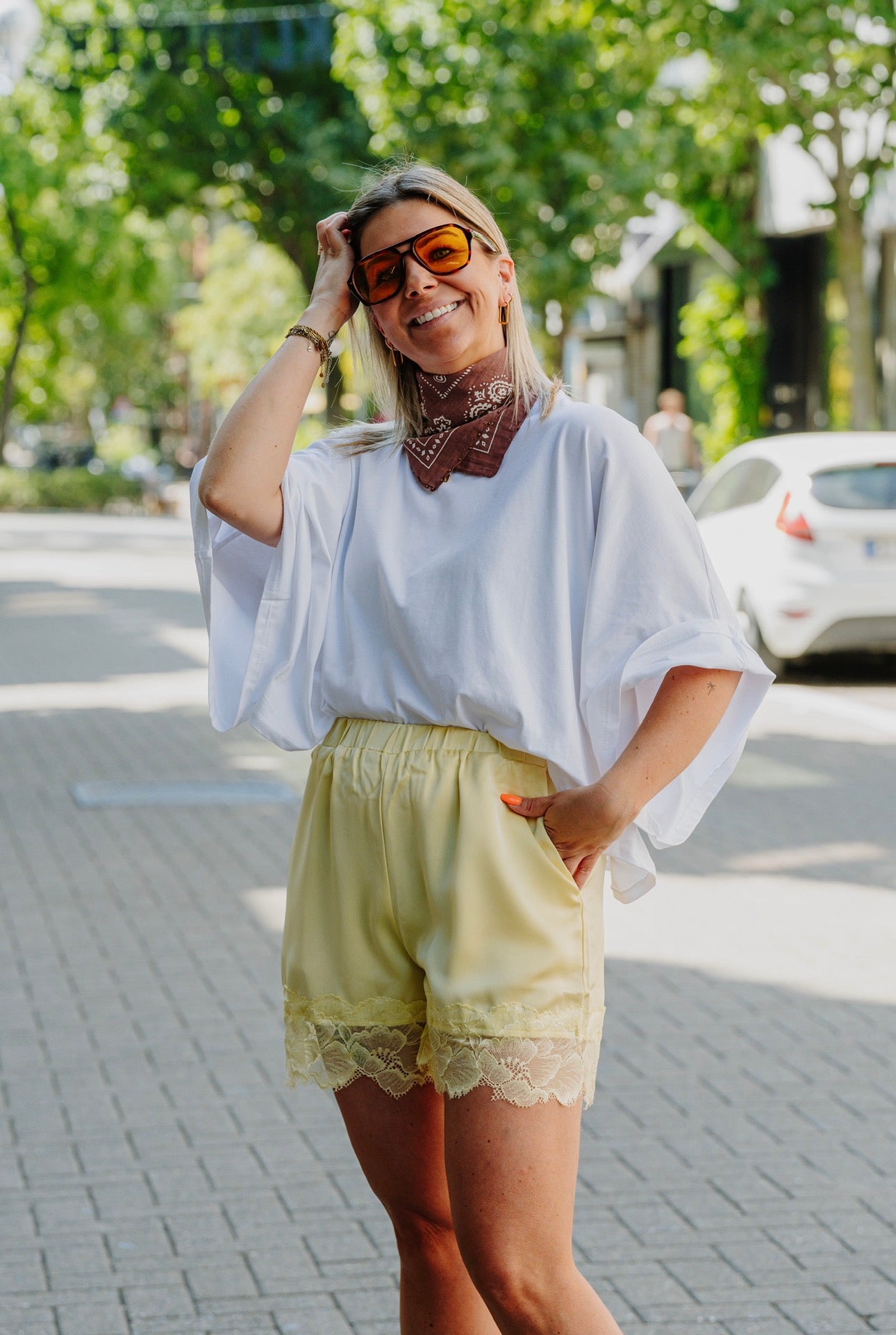 Cute scarf brown