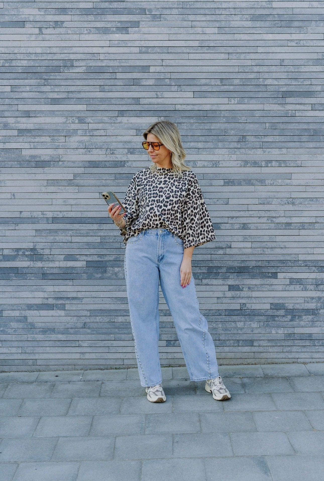 Balloon jeans studs