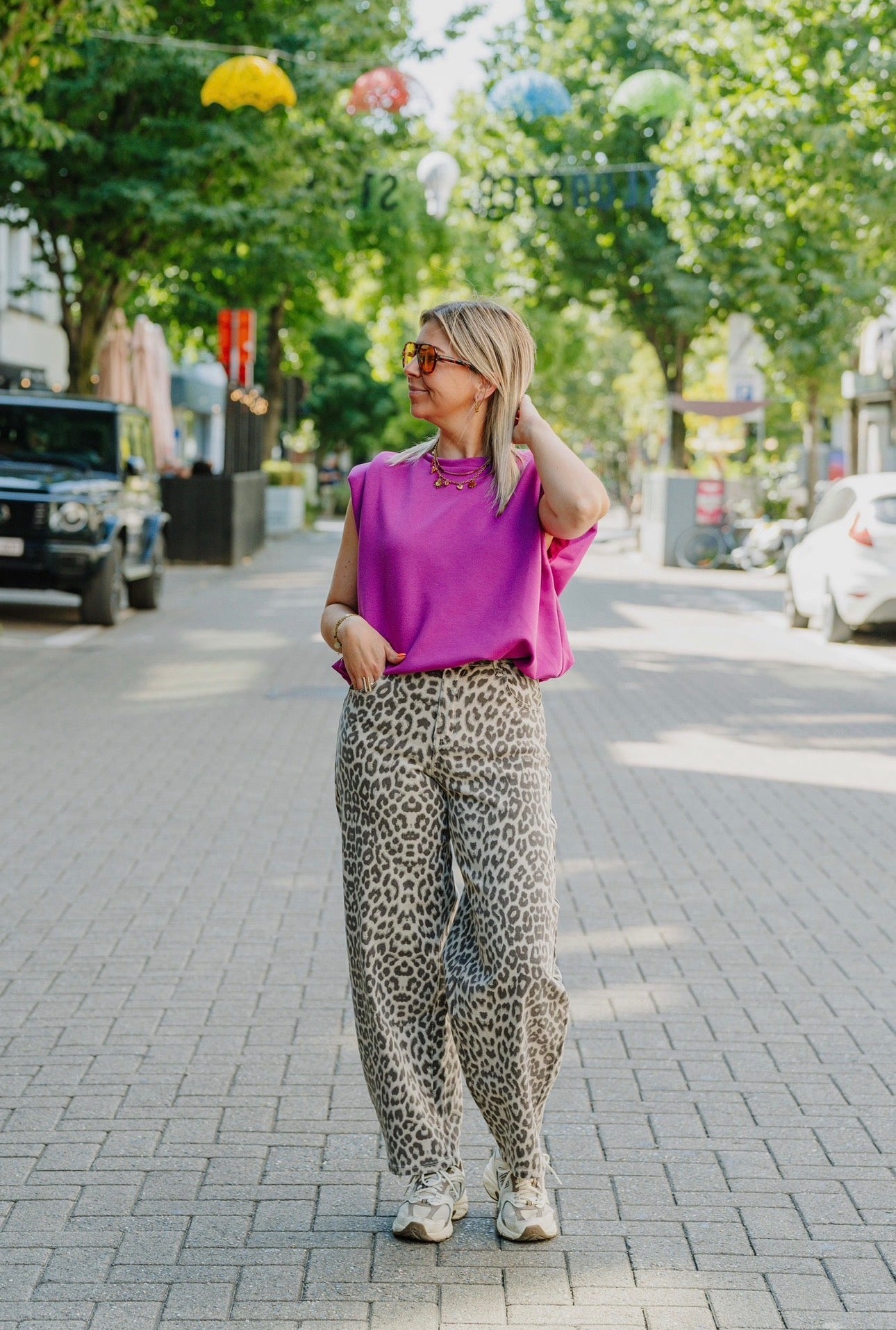 Top padded shoulders magenta