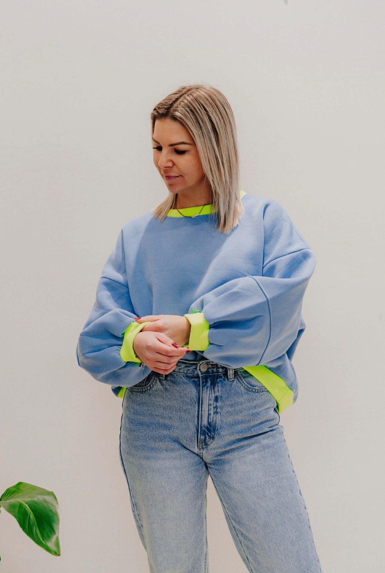 Sweater light blue/lime
