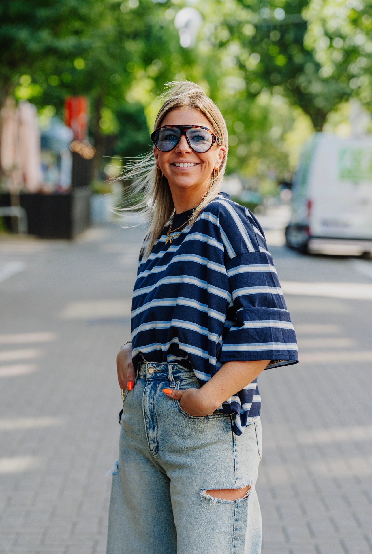 Striped bow t-shirt navy